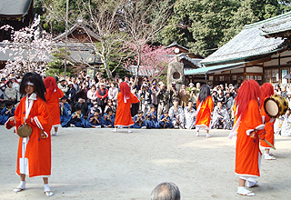 やすらい踊り写真